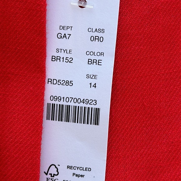 J.Crew Slim-Fit Flare Pant in Stretch Blend Linen - Picture 4 of 13